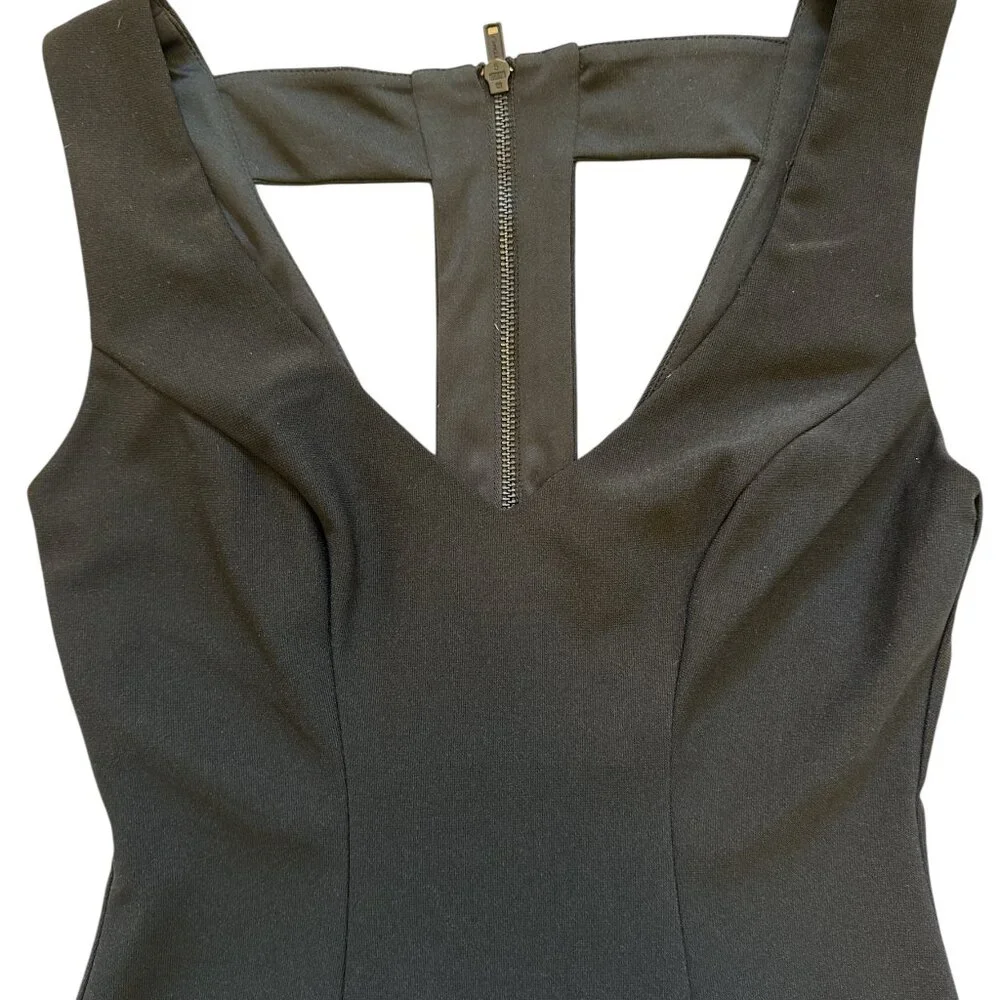 Little Black Dress: Cutout Back, Bodycon – Sleek & Sultry, Size 4 - Picture 3 of 5
